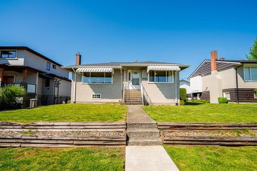 4533 Venables Street, Burnaby, BC, V5C3A6 | Card Image