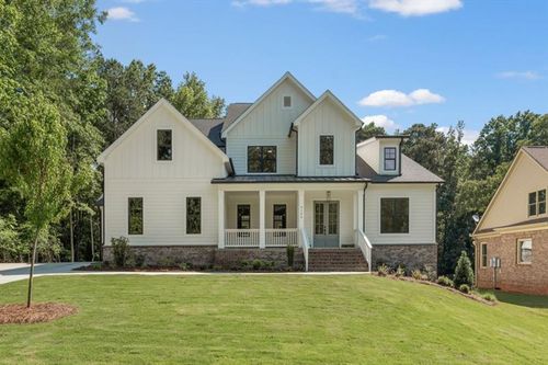 9135 Greenway Ct, Gainesville, GA, 30506-5812 | Card Image