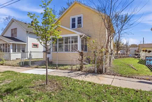 324 Van Buren Ave, Saint Paul, MN, 55103-1747 | Card Image