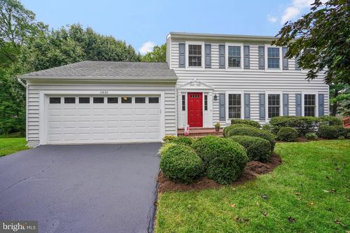 13430 Black Gum Ct, CHANTILLY, VA, 20151-2405 | Card Image