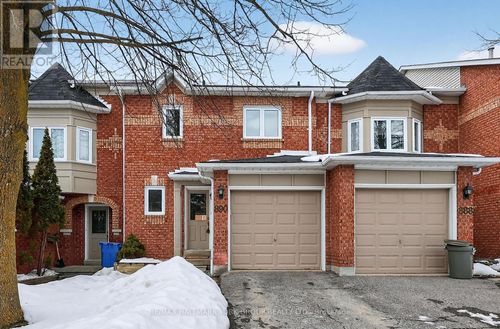 890 Caribou Valley Cir, Newmarket, ON, L3X1X1 | Card Image