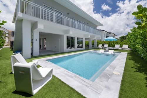 227 Corsair Rd, Duck Key, FL, 33050-3839 | Card Image