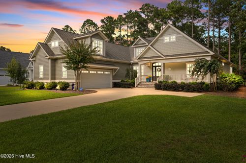 654 Grovewood Ln Se, Bolivia, NC, 28422-8300 | Card Image