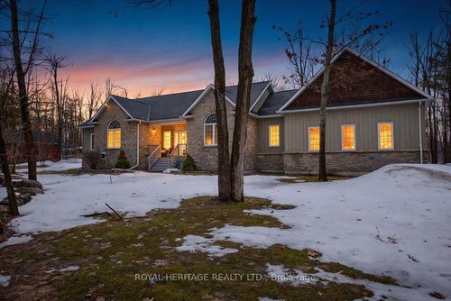 134 Mitchell Cres, Buckhorn, ON, K0L1J0 | Card Image