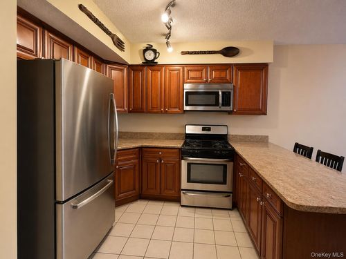 1c-54-09 108th St, Corona, NY, 11368-3972 | Card Image