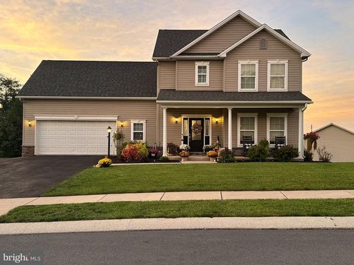 10 Holly Ln, ETTERS, PA, 17319-9232 | Card Image