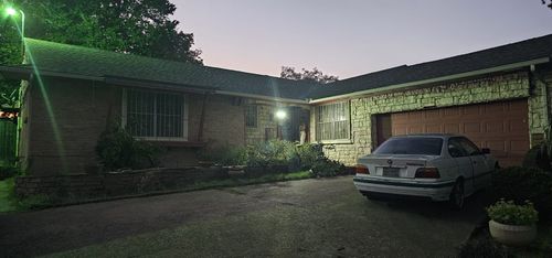 5515 Fox Hill Ln, Dallas, TX, 75232-2009 | Card Image