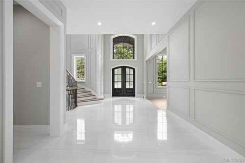 4554 Pinnacle Blvd, Rochester, MI, 48306 | Card Image