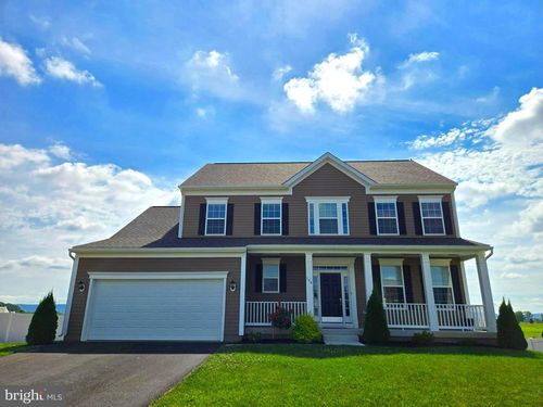 194 Ladysthumb Cir, CHARLES TOWN, WV, 25414-1714 | Card Image