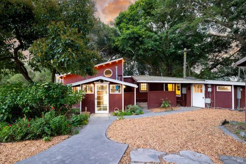 210 Valley View Drive, Petaluma, CA, 94952 | Card Image