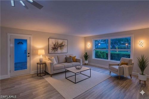 530-530 Broad Ave S, NAPLES, FL, 34102-7169 | Card Image