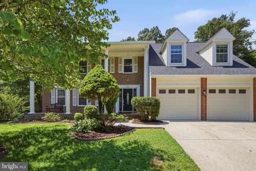 7316 Walnut Knoll Dr, Springfield, VA, 22153-2017 | Card Image