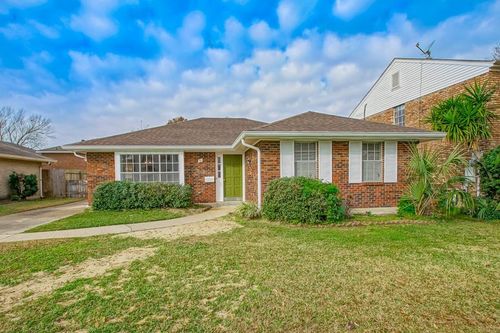 31 Antigua Dr, Kenner, LA, 70065-3504 | Card Image