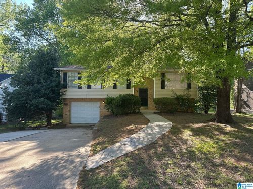 2612 Shoemaker St, BIRMINGHAM, AL, 35235-2211 | Card Image