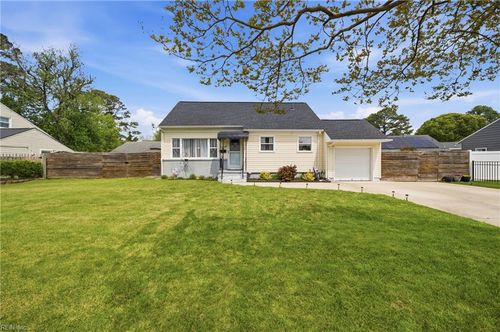 6104 Lockamy Ln, Norfolk, VA, 23502-2713 | Card Image