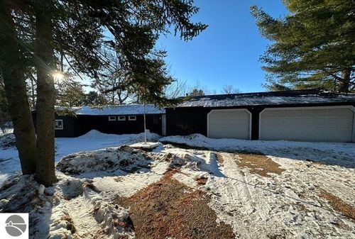 2853 Jean Street, Harrison, MI, 48625 | Card Image