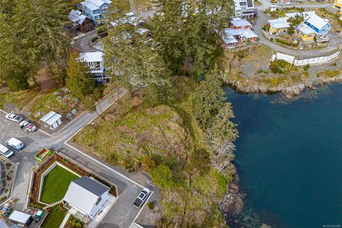 800 Sunset Pt, Sooke, BC, V9Z1N6 | Card Image