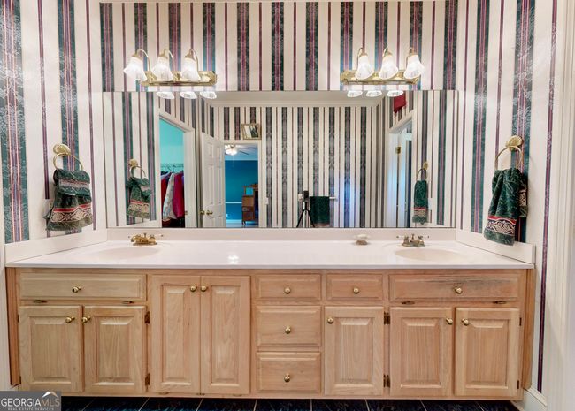 1457 N River Oaks Dr, House other with 4 bedrooms, 3 bathrooms and null parking in Blackshear GA | Image 16