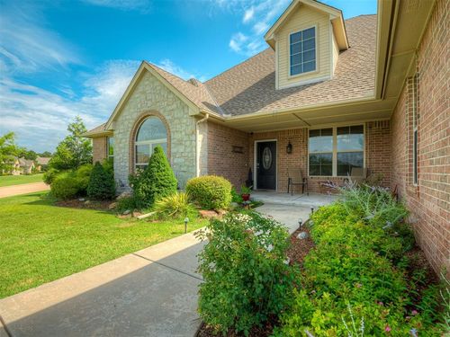 15301 Se 41st St, Choctaw, OK, 73020-9713 | Card Image