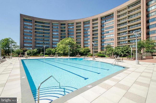 APT-713S - 1805 Crystal Dr, Condo with 3 bedrooms, 2 bathrooms and null parking in ARLINGTON VA | Image 43