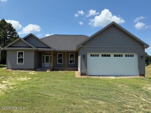 1013 Birchwood Dr, Nashville, NC, 27856-1613 | Card Image