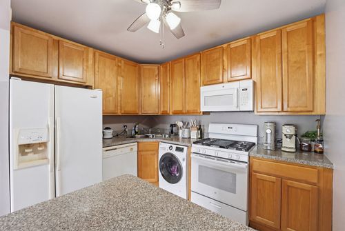 6-3846 25th Ave, Schiller Park, IL, 60176-2151 | Card Image