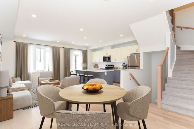 522 Branch St, House attached with 3 bedrooms, 3 bathrooms and 2 parking in Ottawa ON | Image 4
