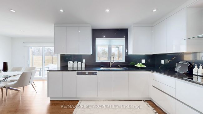 5 Mary Elizabeth Cres, House other with 5 bedrooms, 4 bathrooms and 4 parking in Markham ON | Image 14