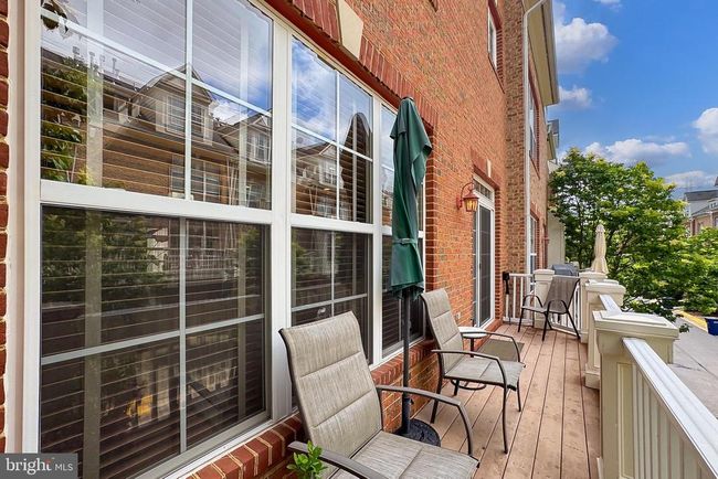 120 Fortnightly Blvd, Townhouse with 4 bedrooms, 5 bathrooms and null parking in HERNDON VA | Image 44
