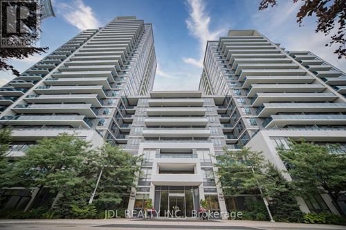 902-7165 Yonge St, Thornhill, ON, L3T0C9 | Card Image