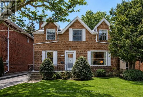 127 Parkview Avenue, Toronto (Willowdale East), ON, M2N3Y4 | Card Image
