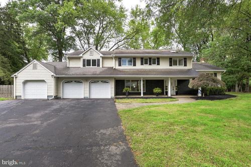 22 Slayback Dr, PRINCETON JUNCTION, NJ, 08550-1906 | Card Image