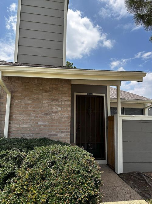 12202 Coppertree Ln, Houston, TX, 77035-5248 | Card Image