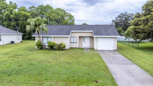 462 Sw Peach St, Port St Lucie, FL, 34983-1827 | Card Image
