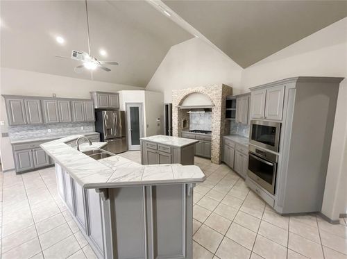 8816 Nw 121st Terrace, Oklahoma City, OK, 73162 | Card Image