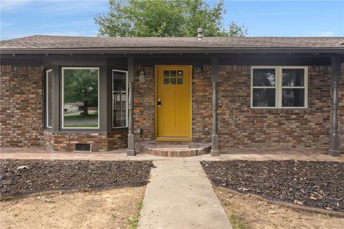 101 Martin Cir, Fort Smith, AR, 72908-7665 | Card Image