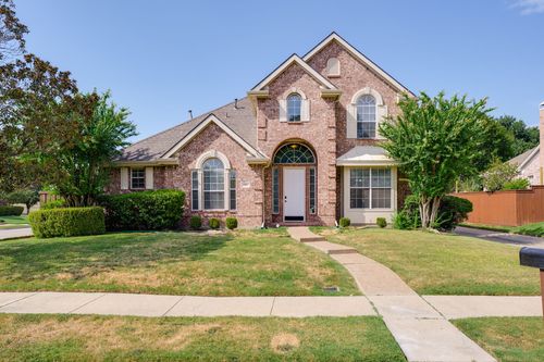 321 Andre Dr, Irving, TX, 75063-5347 | Card Image