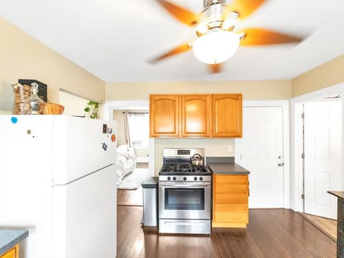 apt-2-24 Annafran St, Boston, MA, 02131-4770 | Card Image
