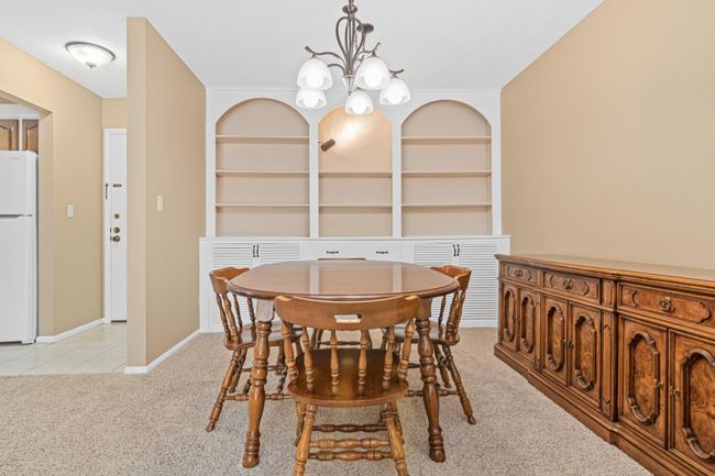 Bright Dining Space with Natural Light | Image 8