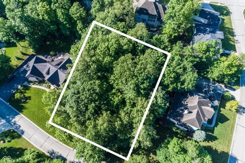 14707 Faucet Ln, Fishers, IN, 46040-9489 | Card Image