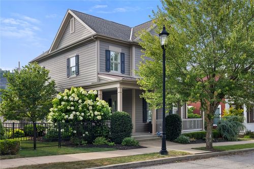 261 1st St, Oakmont, PA, 15139-2193 | Card Image
