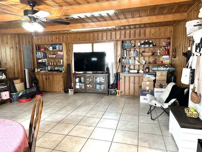 1704 S Houston St, House other with 3 bedrooms, 2 bathrooms and null parking in Kaufman TX | Image 33