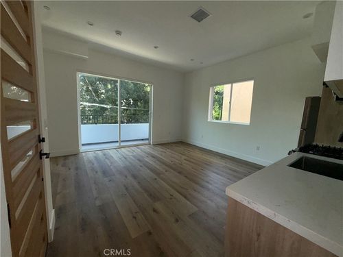 5044 Laurel Canyon Blvd, Valley Village, CA, 91607 | Card Image