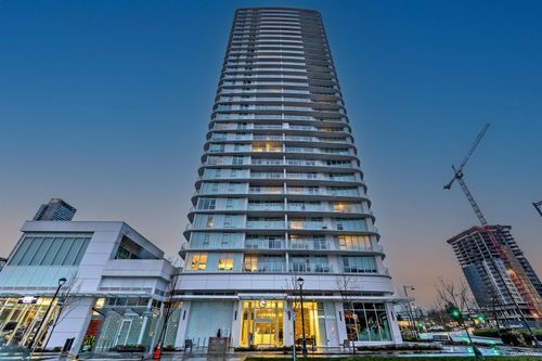 2207-13685 102 Ave, Surrey, BC, V3T0S2 | Card Image