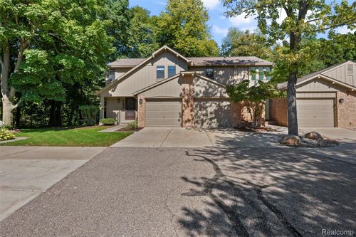 1830 Streamedge Ct, Rochester Hills, MI, 48309-3311 | Card Image