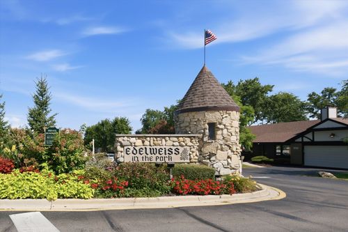 201-11553 Autobahn Dr E, Palos Park, IL, 60464-3159 | Card Image