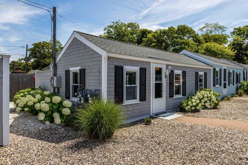 unit-2-128 Sea St, Dennis Port, MA, 02639-2400 | Card Image