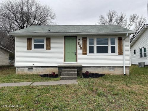 239 Radford Pl, Knoxville, TN, 37917-4935 | Card Image