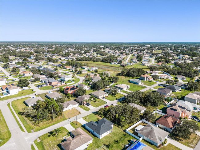 1804 Hudson Ct, House other with 4 bedrooms, 2 bathrooms and null parking in POINCIANA FL | Image 38
