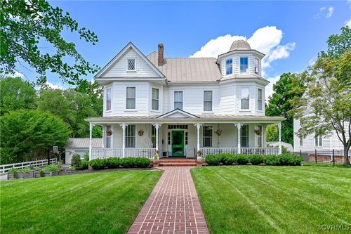 908 High St, Farmville, VA, 23901-1822 | Card Image